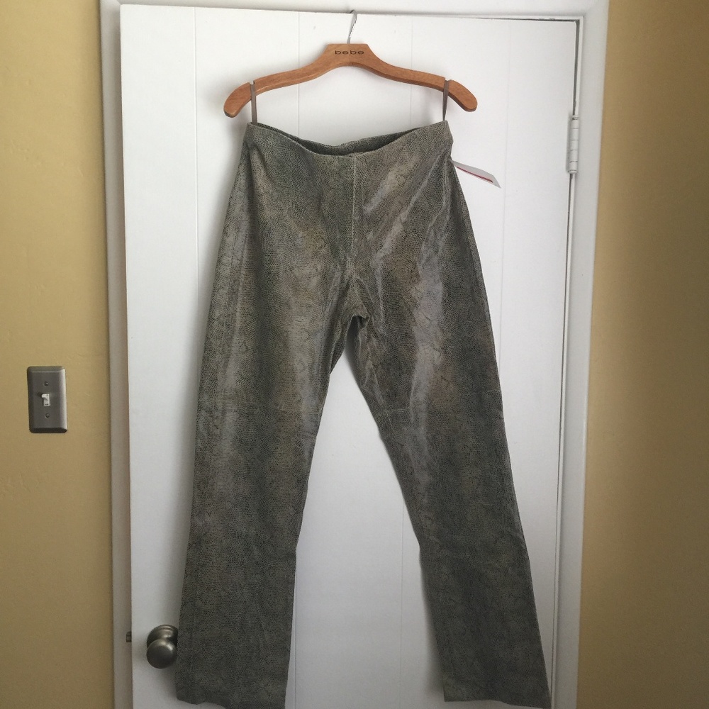 NWT Brandon Thomas snakeskin pants 12